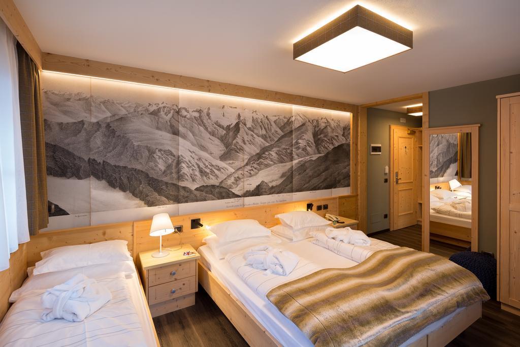 Hotel Somont เซลวาดีวัลการ์เดนา ภายนอก รูปภาพ